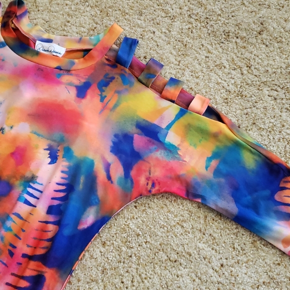 Colorful Tie-Dyed Cold-Shoulder Blouse - Picture 5 of 7